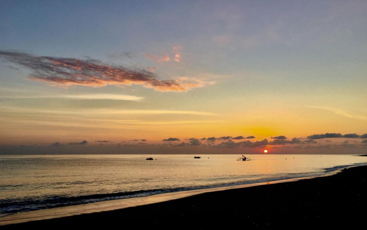 Pelangi Beach Homestay Amed Extérieur photo