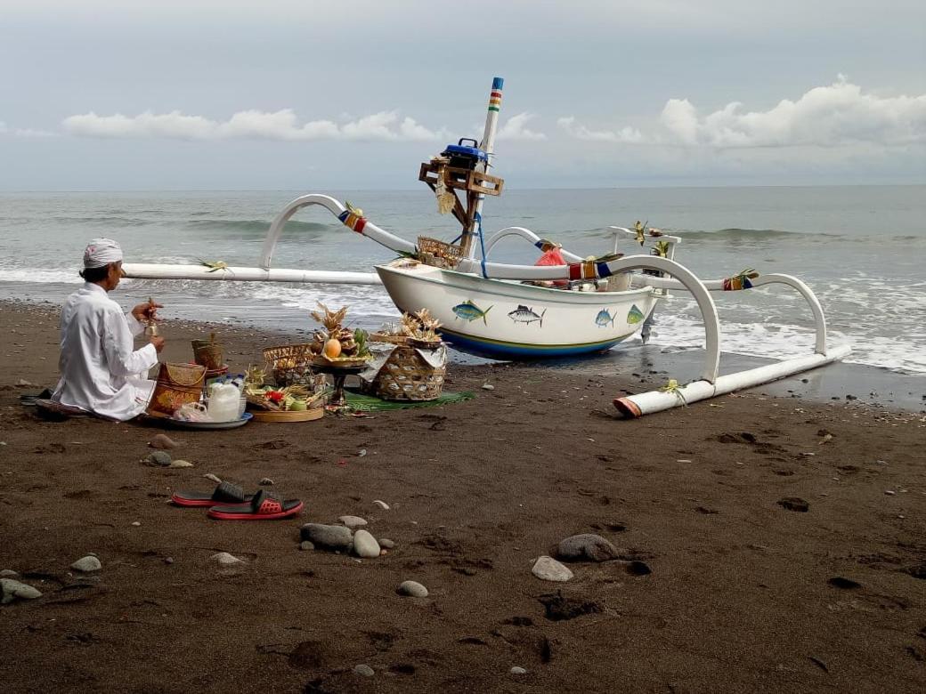 Pelangi Beach Homestay Amed Extérieur photo